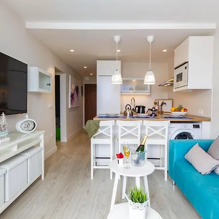 Navy Style Friendly * Playa del Inglés